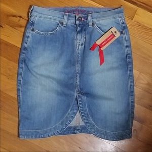 Tommy Hilfiger Denim skirt
